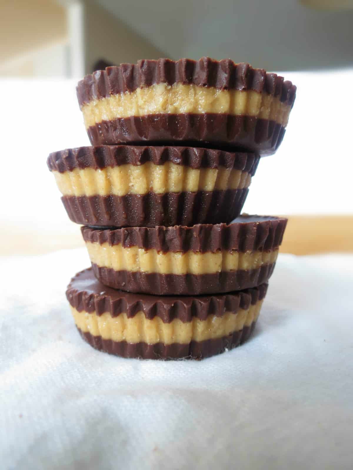 Homemade Reese's Peanut Butter Cups - Sprinkle Some Sugar
