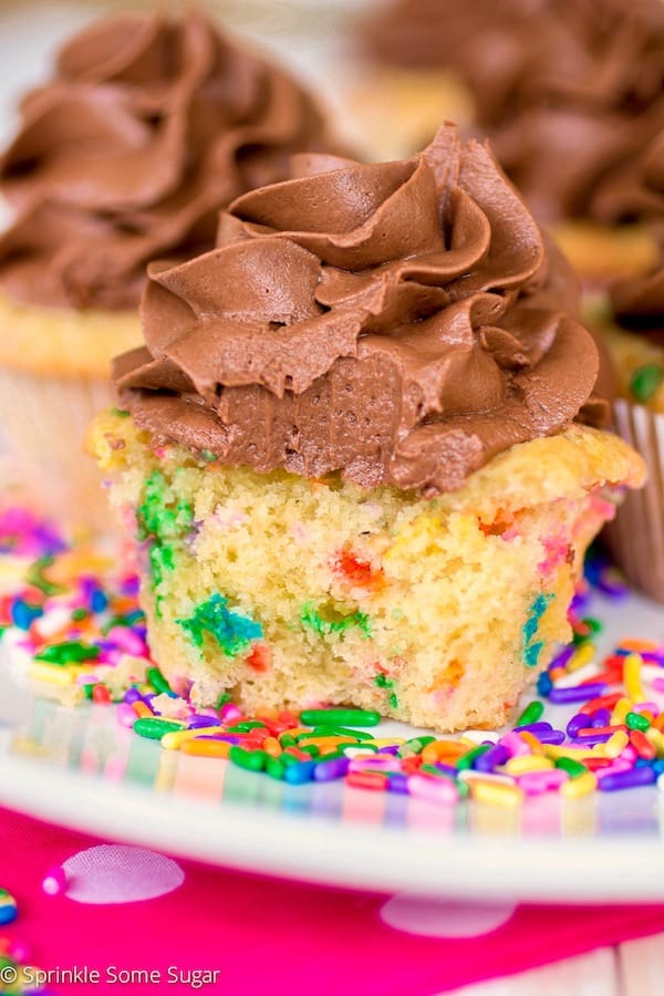 Homemade Funfetti Cupcakes With Nutella Frosting - Sprinkle Some Sugar