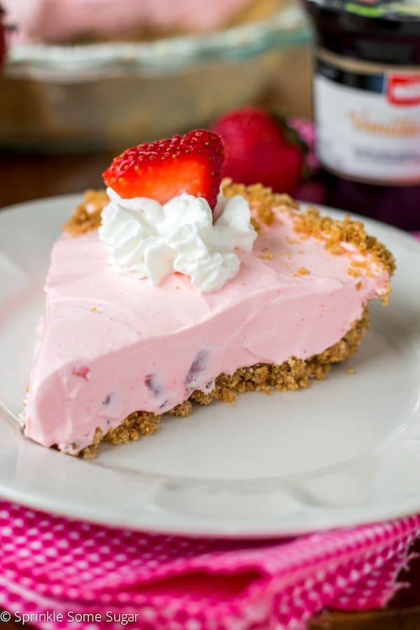No-Bake Strawberry Yogurt Pie - Sprinkle Some Sugar