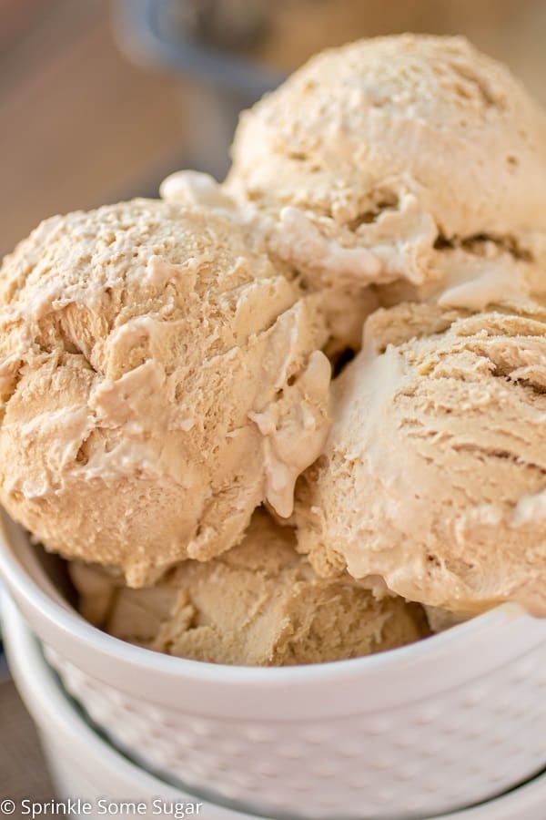 No-Churn Coffee Ice Cream - Sprinkle Some Sugar