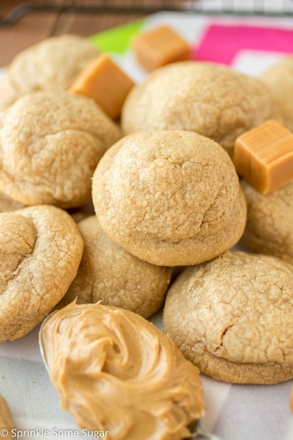Caramel Stuffed Peanut Butter Cookies - Sprinkle Some Sugar