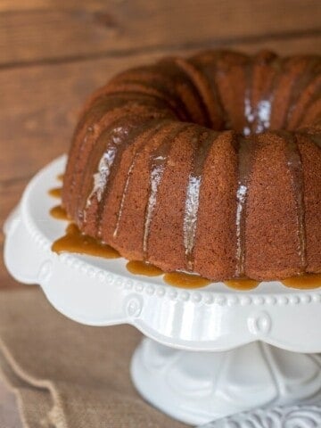 Banana bundt cake on a cake stand.