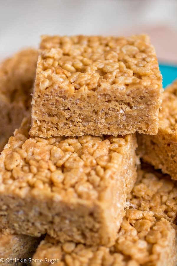 Peanut Butter Honey Rice Krispie Treats - Sprinkle Some Sugar