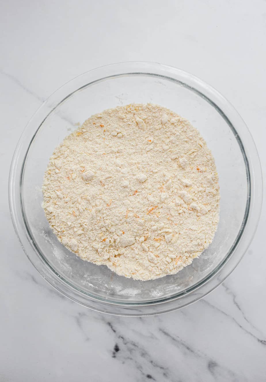 Add all dry ingredients to a bowl.