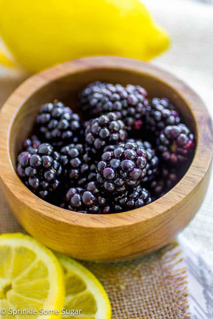 Homemade Blackberry Lemonade - Sprinkle Some Sugar