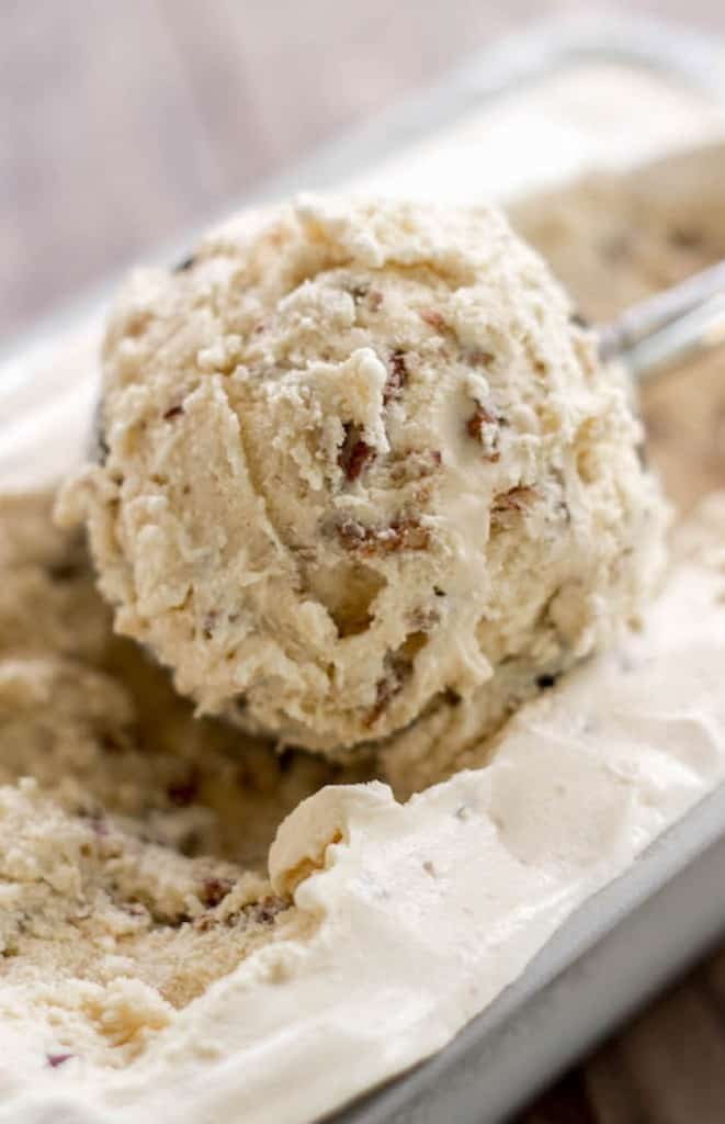 Buttered Pecan Ice Cream - Sprinkle Some Sugar