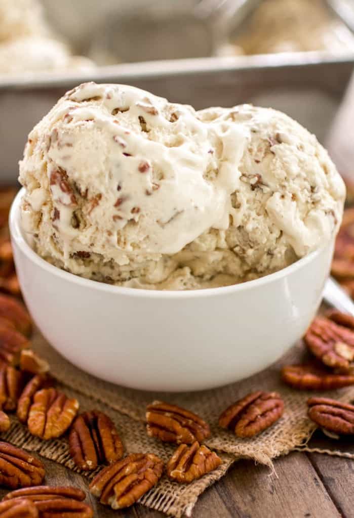 Buttered Pecan Ice Cream - Sprinkle Some Sugar