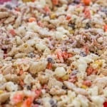 Halloween Munch - A super fun snack mix perfect for Halloween! The perfect treat for the kids to help out.