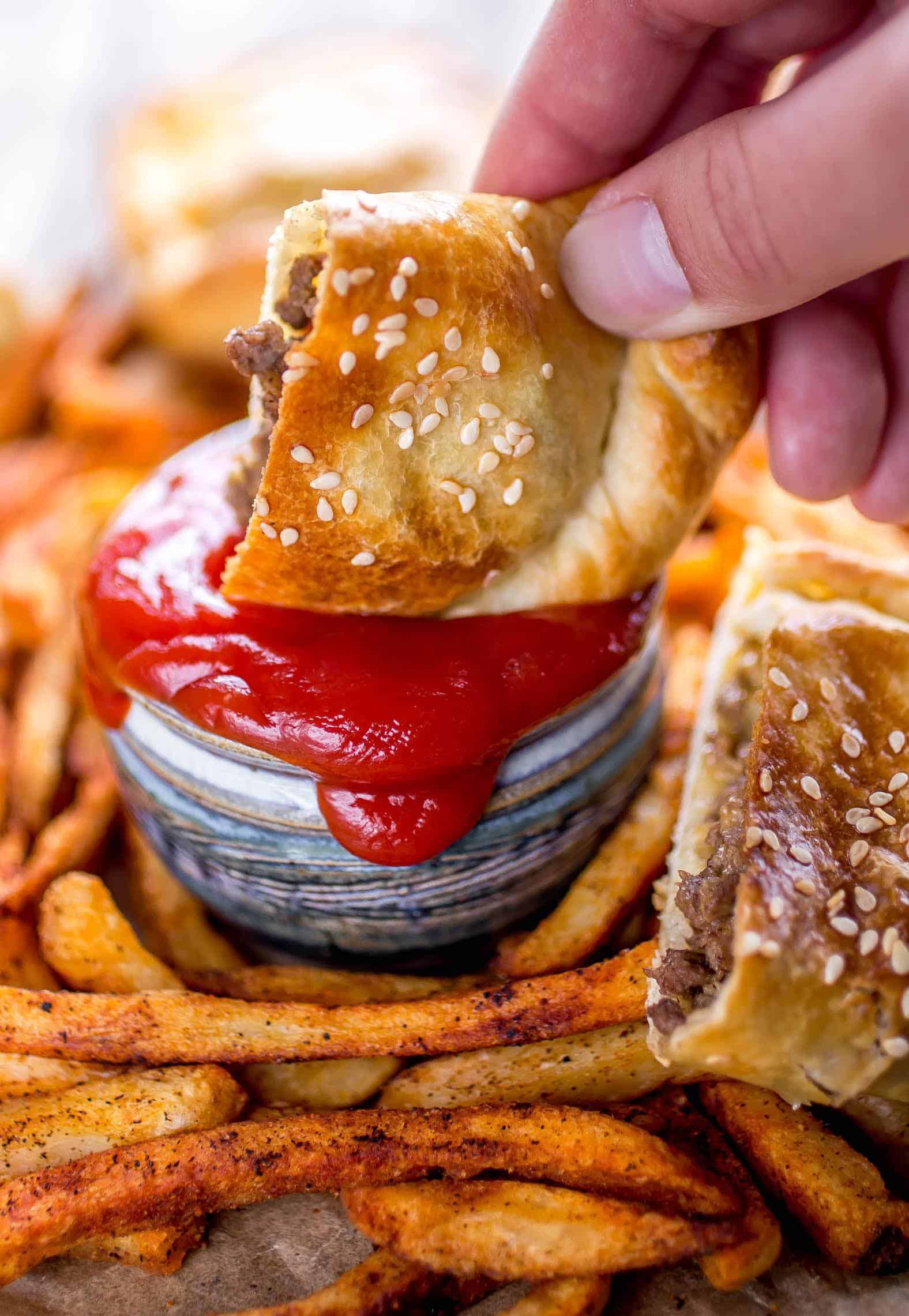 Cheeseburger Puff Pastry Pockets