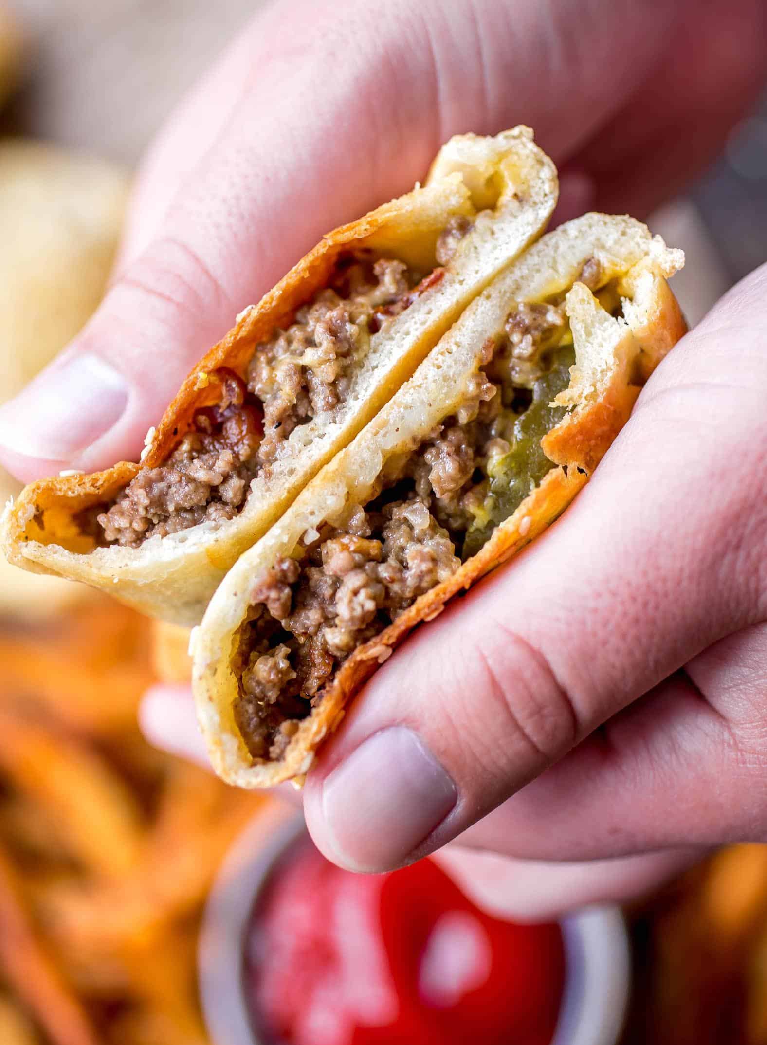 Bacon Cheeseburger Pockets - These cheeseburger pockets are such a fun twist on the traditional cheeseburger, using super delicious and flaky Wewalka puff pastry dough for the bread!