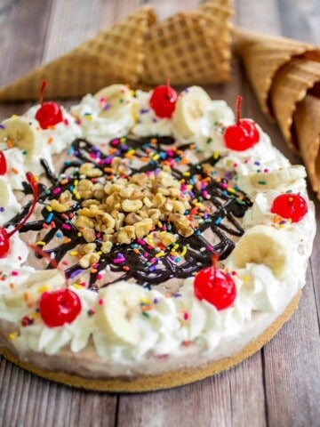 No-Bake Banana Split Ice Cream Pie - An easy and crazy delicious banana split alternative that everyone can share!