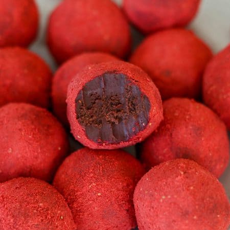 Chocolate Covered Strawberry Truffles - Skip the candy store and make these deliciously creamy strawberry-infused dark chocolate truffles at home!