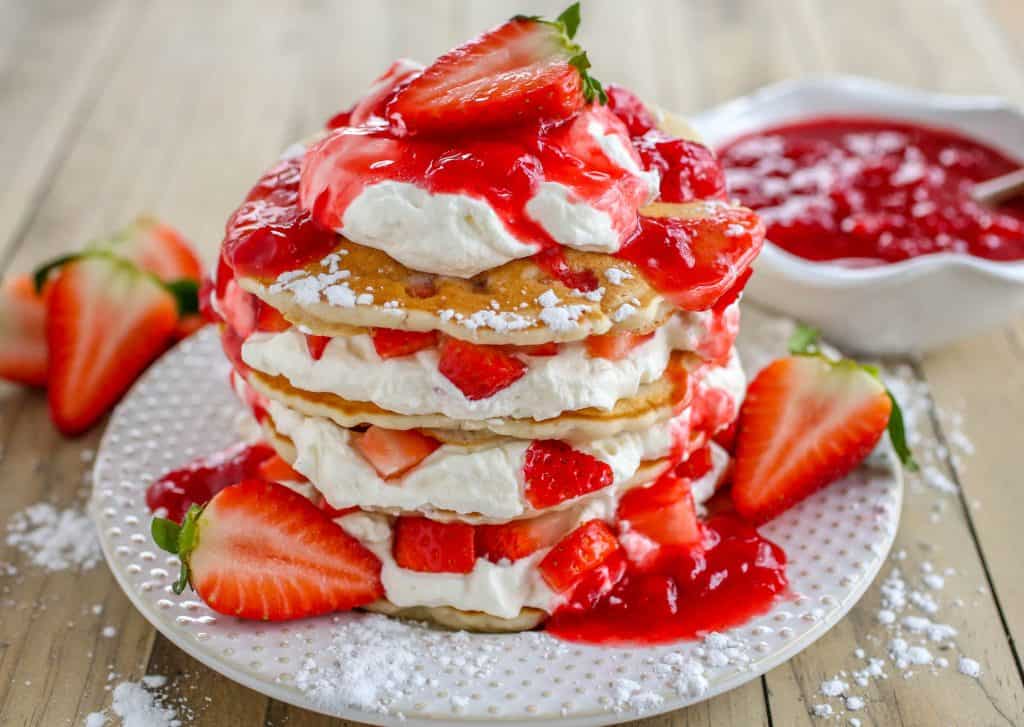 Strawberry Shortcake Pancakes - Sprinkle Some SUgar