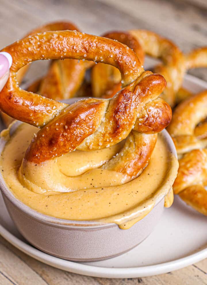 Creamy Beer Cheese Dip for Pretzels